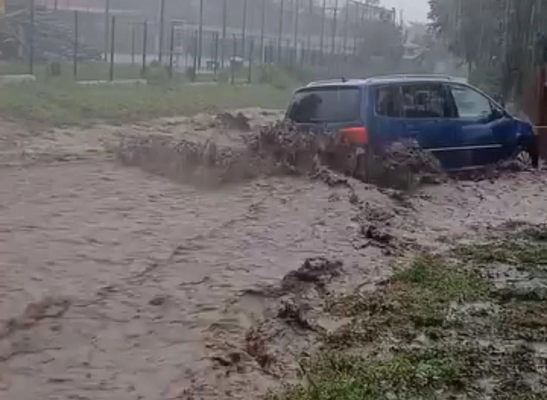 Digurile țării, fisurate de corupție și contracte cu dedicație! Milioane de euro alocate pentru a preveni inundațiile