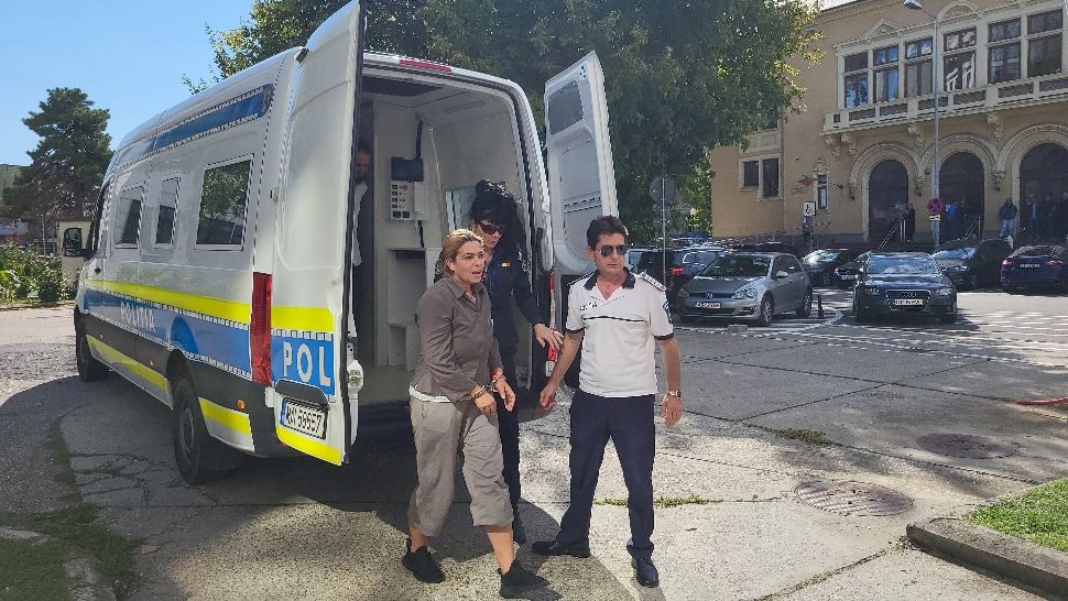Zi decisivă pentru artista Dana Marijuana. Magistrații decid dacă rămâne în arest