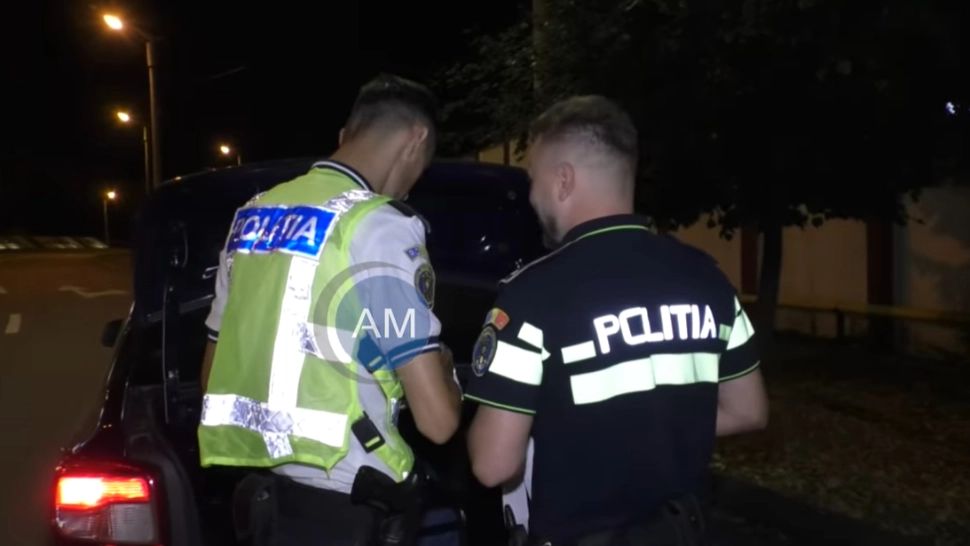 Șoferiță prinsă drogată la volan, în Drobeta-Turnu Severin. Reacție surprinzătoare a tinerei - VIDEO