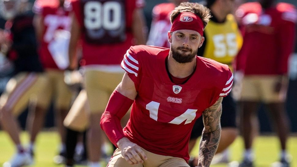 Jucător de fotbal american, împuşcat în piept în timpul unei tentative de jaf, la San Francisco! Cum se simte sportivul