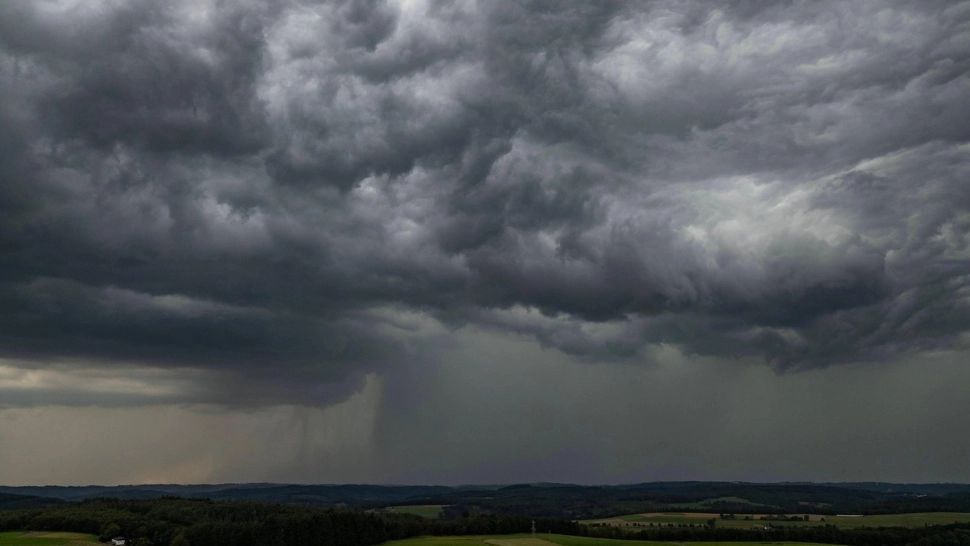 Șefa ANM, Elena Mateescu, a anunțat când va ajunge furtuna Ashley în România. Nivelul prognozat este de COD PORTOCALIU