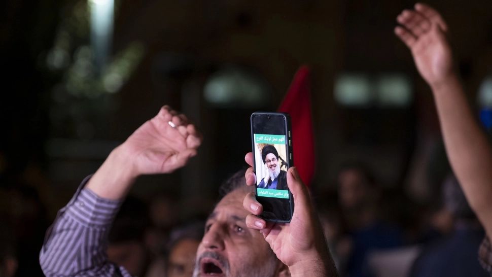 Hezbollah a confirmat moartea liderului suprem Hassan Nasrallah și promite RĂZBUNARE. Temeri privind escaladarea conflictului