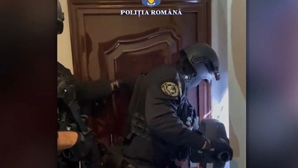 Descinderi de amploare în Cluj, după bătaia cu pumni și picoare dintr-un magazin din Florești. Unul dintre agresori și-a amenințat rivalii cu pistolul