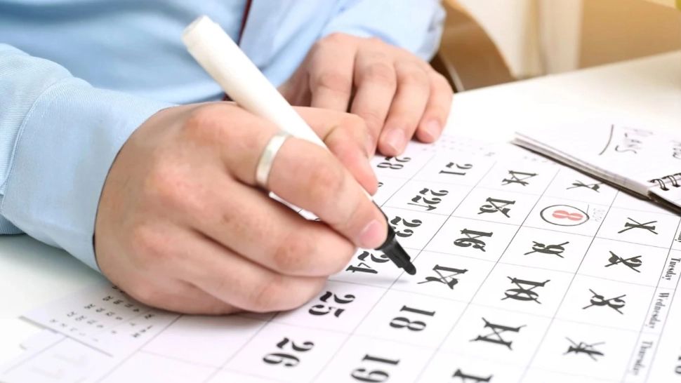 Țara europeană unde membrii guvernului se ceartă pe reducerea programului săptămânal de muncă. „Le ține partea angajatorilor”