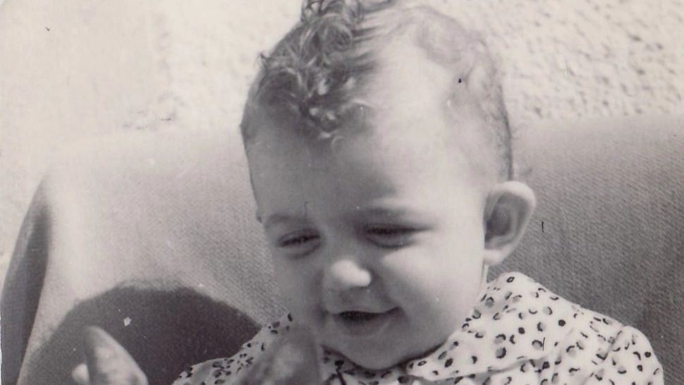 Corina Chiriac în imagini FABULOASE. Cum arăta în copilărie îndrăgita artistă, care azi își serbează ziua de naștere - GALERIE