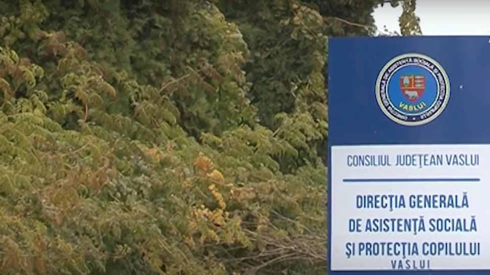 "Miracol" cu iz penal la DGASPC Vaslui. 50 de angajați au certificate de handicap, inclusiv "nevăzători" cu permis de conducere