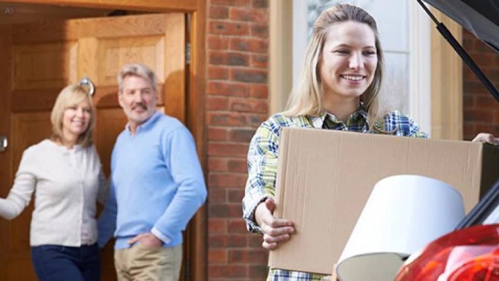 Țara unde guvernul oferă tinerilor 250 de euro pe lună să plece din locuința părinților și să trăiască pe cont propriu