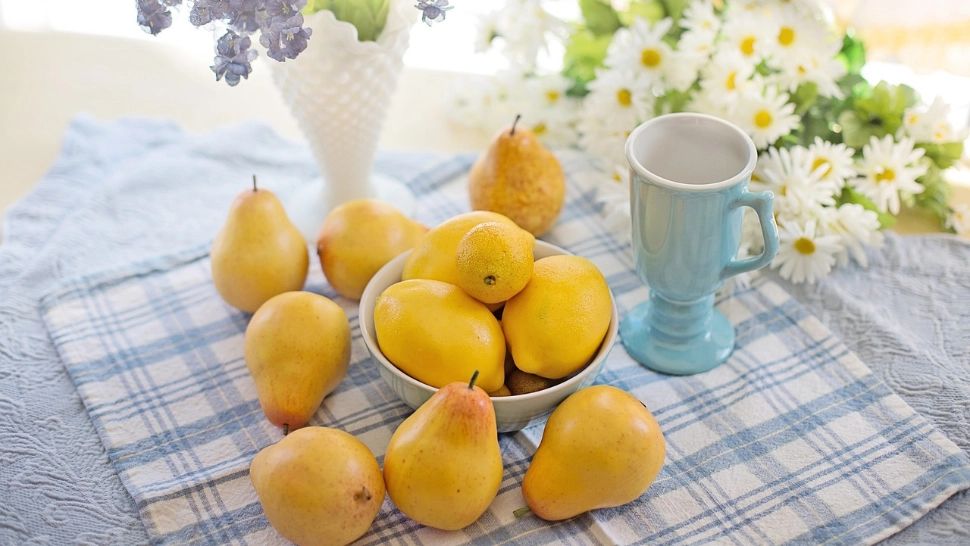 Fructele de sezon care îmbunătățesc sănătatea oaselor. Sunt pline de nutrienți, au beneficii multiple, și sunt un deliciu oferit de natură toamna