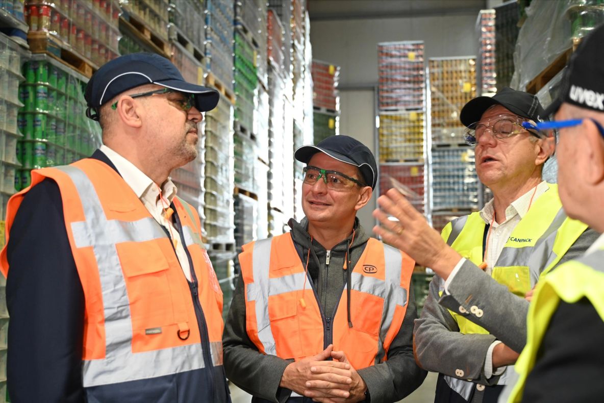 Marcel Ciolacu s-a arătat impresionat de investițiile publice și private existente în Sectorul 4