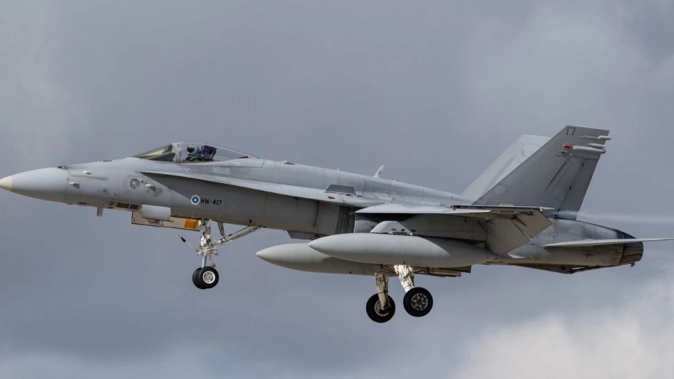 MApN confirmă prezența dronelor în spațiul aerian al țării. Cum au reacționat forțele armate ale României