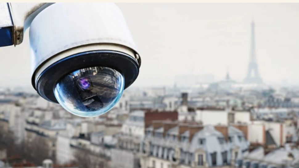 Big Brother în Franța: Sistemul de supraveghere în masă cu ajutorul AI utilizat în timpul Jocurilor Olimpice de la Paris va deveni permanent