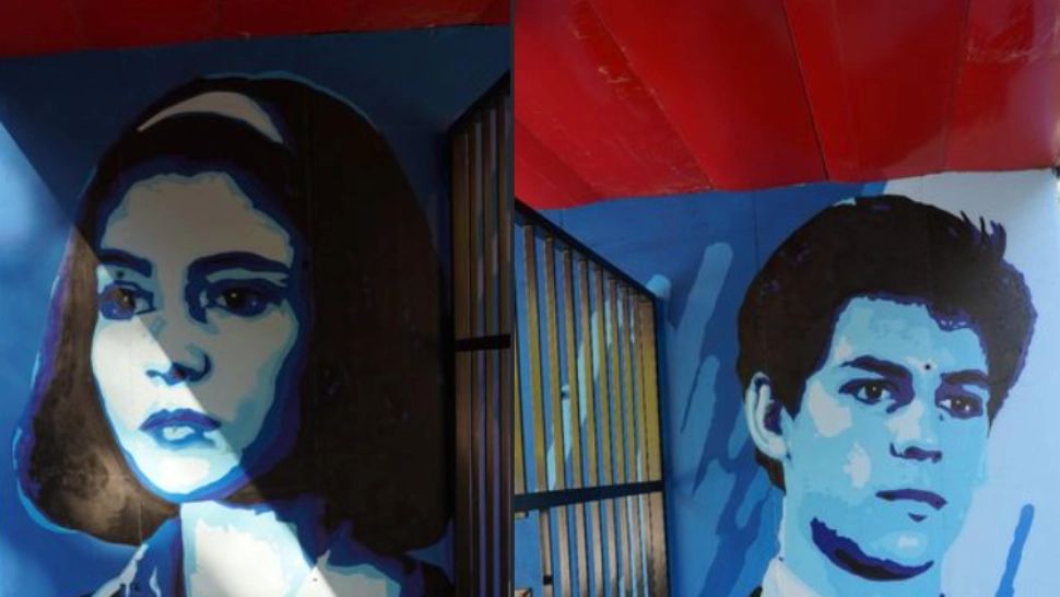 Oana Sîrbu și Stefan Bănică Jr., "apariție" surprinzătoare la poarta unui liceu din București