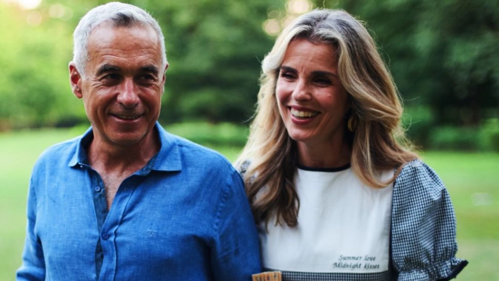 Cine este soția lui Călin Georgescu și cu ce se ocupă. Mesajul transmis în mediul online, în campanie: "Eu conduc armata tehnică din spatele lui Călin!"