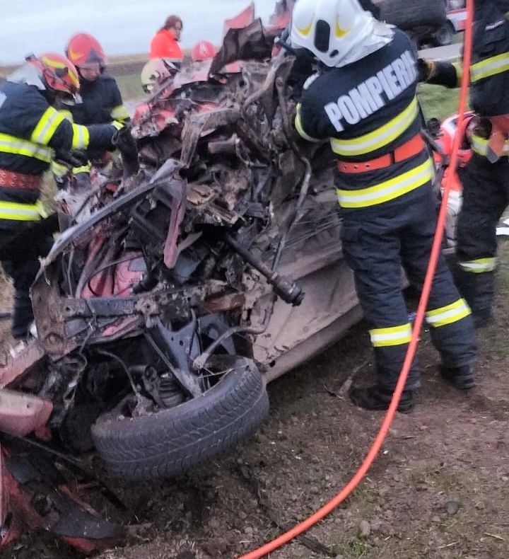 Răsturnare de situație: Accidentul cu 5 morți din Suceava, provocat intenționat. „Dacă nu am putut să te omor pe tine, omor copiii”