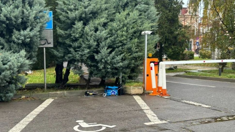 Alertă în fața Prefecturii Constanța: Bagaj misterios ridicat de pirotehniști