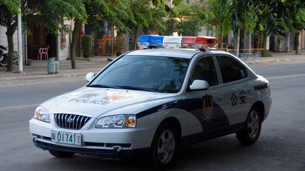 Atac sângeros într-o școală din China: 8 persoane au murit și 17 au fost rănite 