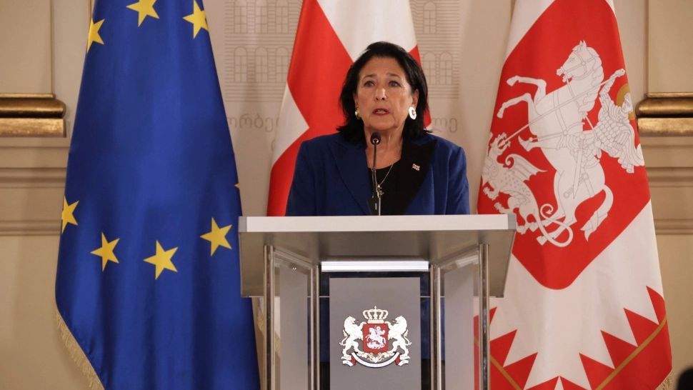 Avertisment de la președinta Georgiei: Rusia duce un „război electoral” împotriva României 