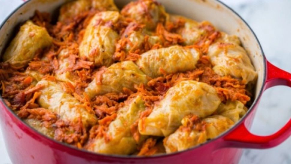 De ce gospodinele desăvârșite pun un cartof la sarmale. Le face absolut delicioase