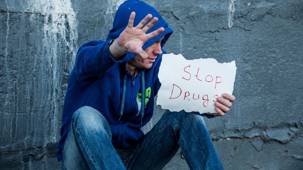 Un nou proiect de lege propune internarea forțată a dependenților de droguri, în unele cazuri