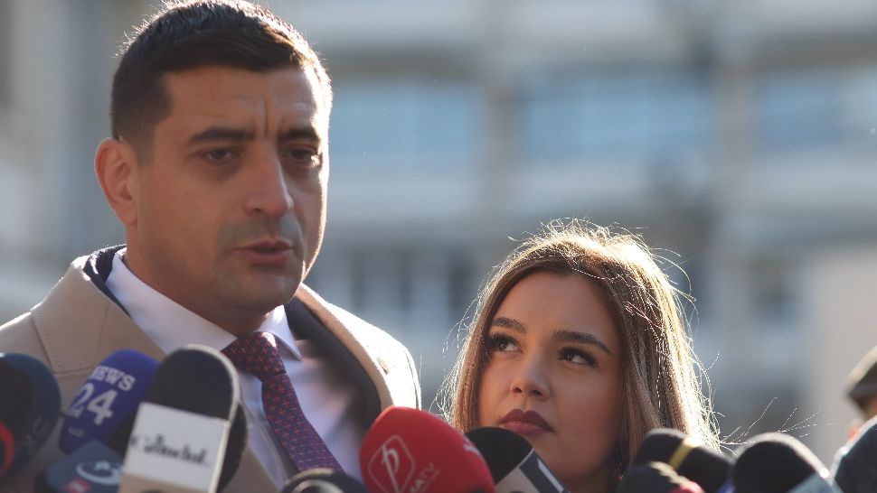 Alegeri parlamentare 2024. George Simion a votat la primele ore ale dimineții: Vocea poporului se va exprima astăzi 