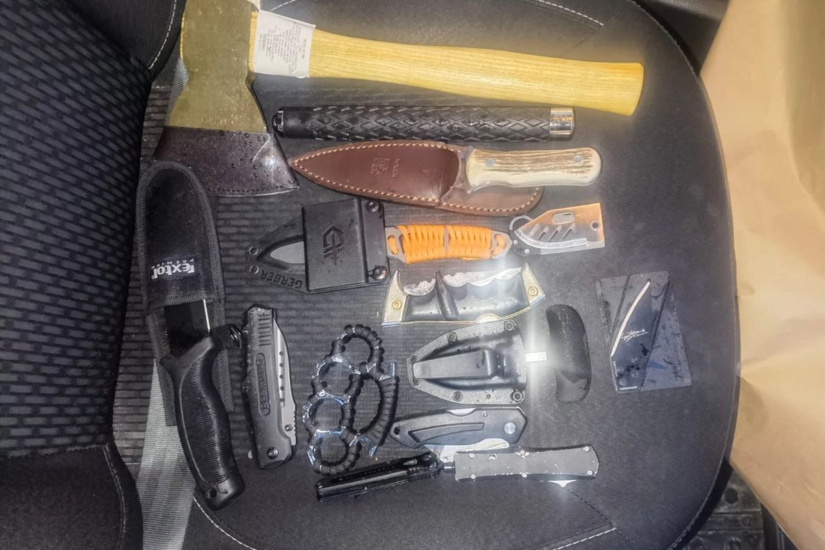 Unde a fost depistat Potra și cine se afla la volanul mașinii cu care acesta se îndrepta spre Capitală? Imagini halucinante cu arsenalul găsit în mașina acestuia