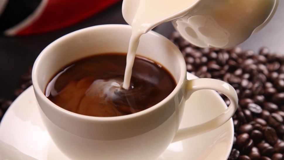 Câte cești de cafea ar trebui să beți zilnic. Avertisment cu privire la efectele secundare ale consumului exagerat