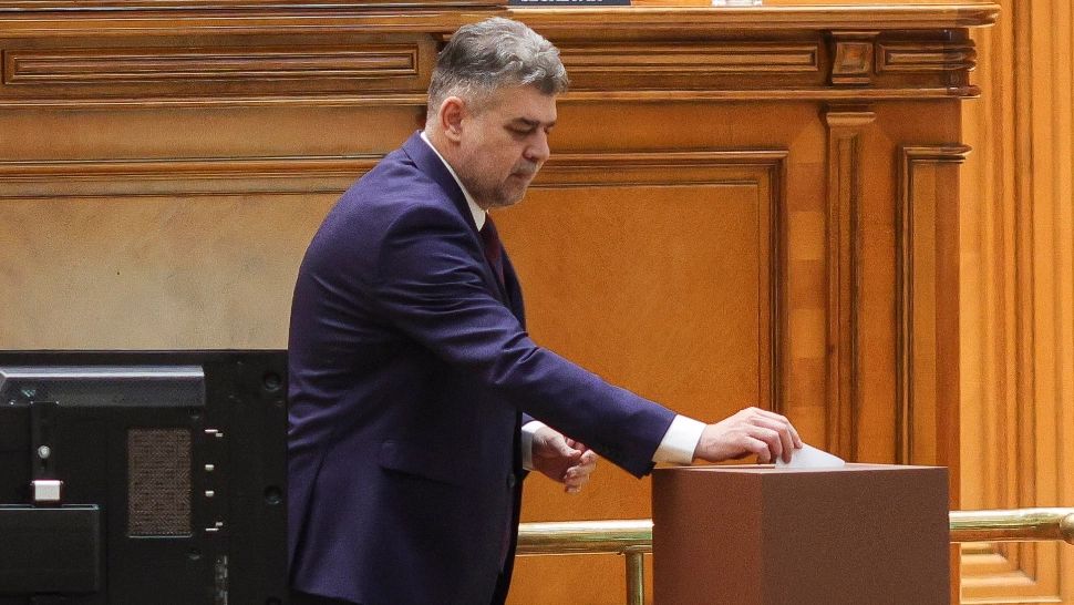 S-a încheiat votul pentru învestirea guvernului Ciolacu 2. Sunt necesare cel puțin 234 de voturi favorabile