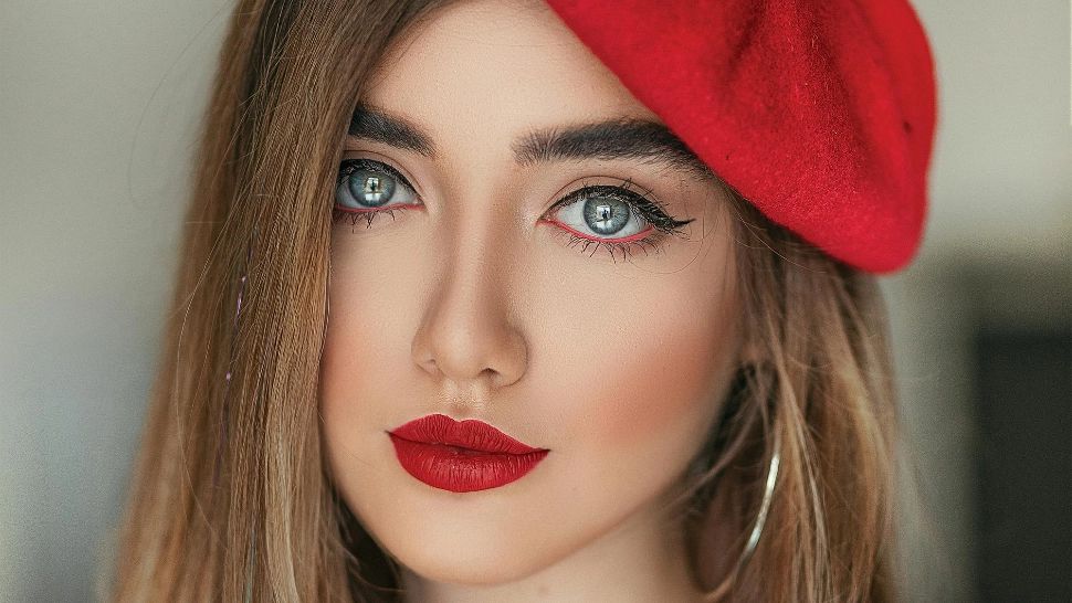 Tratamentul de întinerire pe care-l poți face acasă. Conține două ingrediente din bucătărie, care fac minuni pentru ten