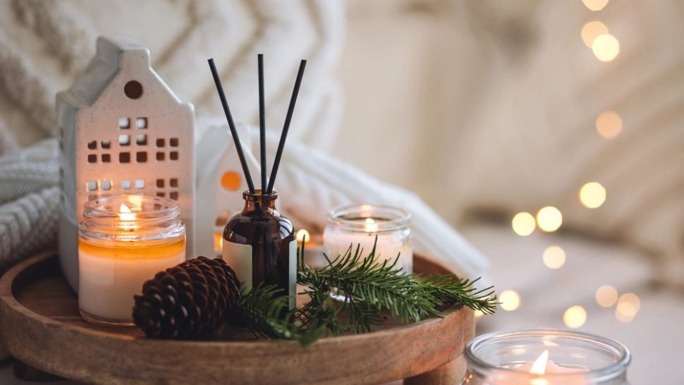 Lumânările parfumate și odorizantele de cameră sunt toxice? Ce trebuie să știi despre efectele lor asupra sănătății
