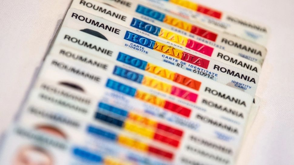 Sute de cărți de identitate au fost eliberate în ZIUA ALEGERILOR! Oamenii s-au mobilizat și au mers la urne