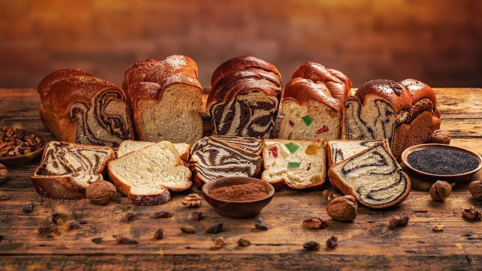 Ingredientul care ajută cozonacul să crească mare și frumos. Este mai important ca drojdia