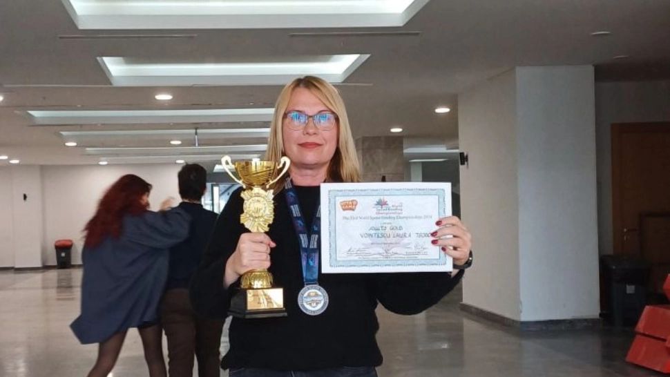 O româncă este cea mai rapidă cititoare din lume. Este incredibil câte cuvinte poate citi pe minut