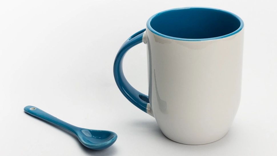 Ce trebuie să bei pe stomacul gol pentru a-ți detoxifia organismul. Te ajută și să pierzi în greutate