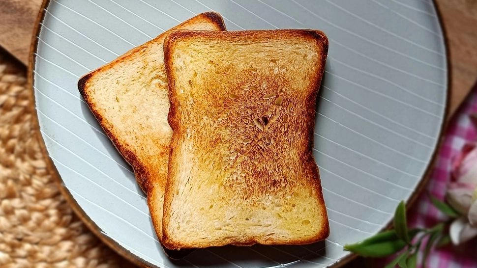 De ce recomandă nutriționiștii pâinea prăjită. Este mult mai sănătoasă. Iată ce spun specialiștii
