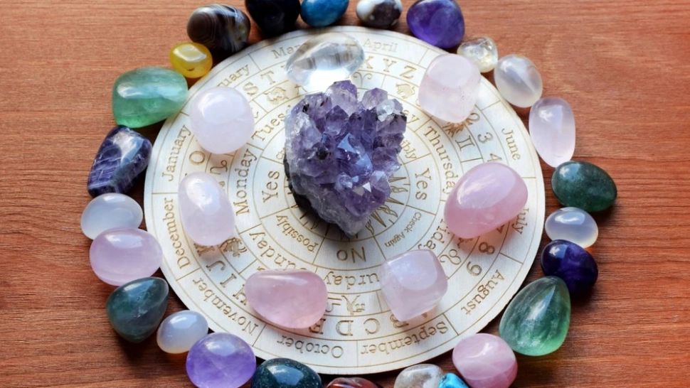 Piatra ta vindecătoare, în funcţie de luna în care te-ai născut. Secretele universului pentru îmbunătățirea sănătății și energiei