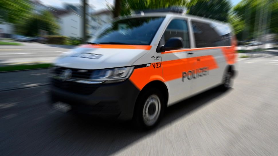 Româncă de 21 de ani, ucisă cu sânge rece într-o localitate din Elveția. Atacatorul a încercat să se sinucidă