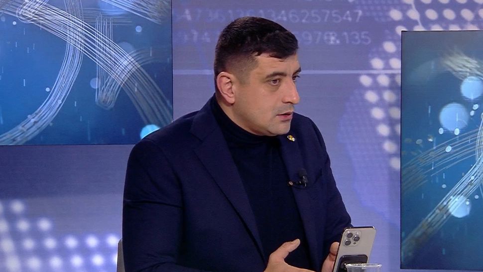 Ora 18:00 - Ediție incendiară la Realitatea Plus. George Simion demască jocurile murdare făcute pentru înlăturarea sa și a lui Călin Georgescu 