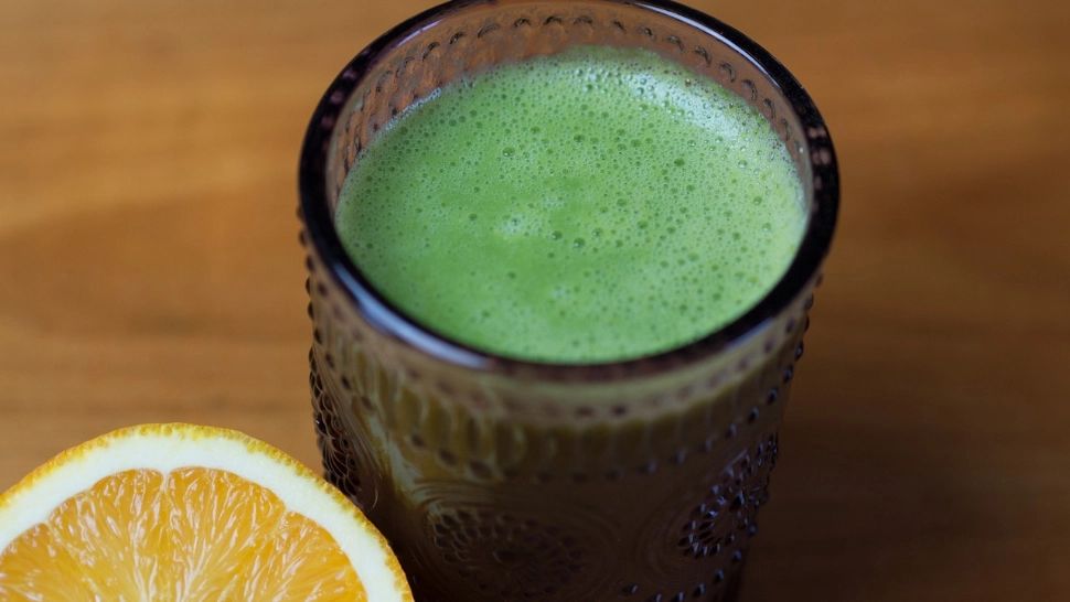 Băutura care ajută la detoxifierea organismului. Ideală să o consumi după mesele de Paște