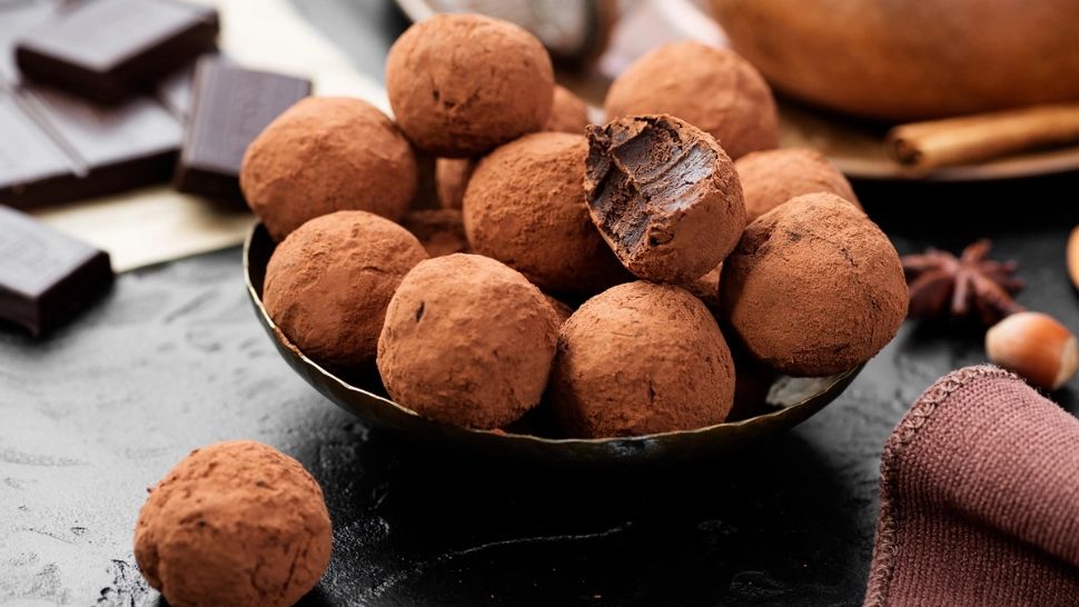 Trufe de ciocolată cu coniac. Rețeta unor mici bijuterii culinare - Mod de preparare