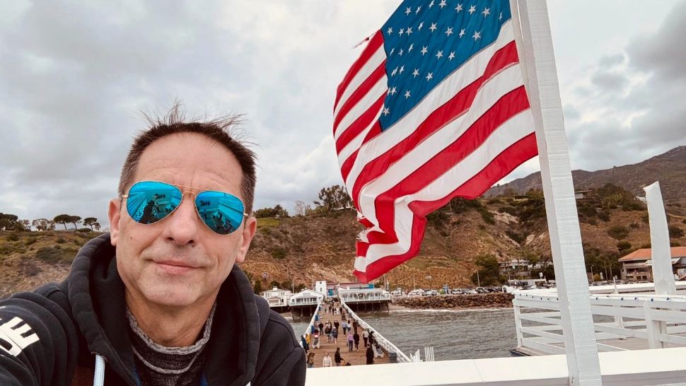 Dan Negru: „Ce făcea Soroș în `90, o să facă Elon Musk acum”