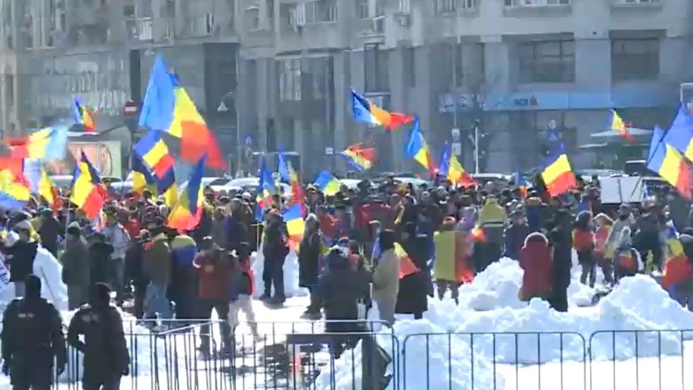 Mobilizare de amploare pe rețelele de socializare. Românii care luptă pentru DREPTATE au ieșit astăzi din nou în stradă: "Cei mai mari dușmani sunt cei care ne conduc" 