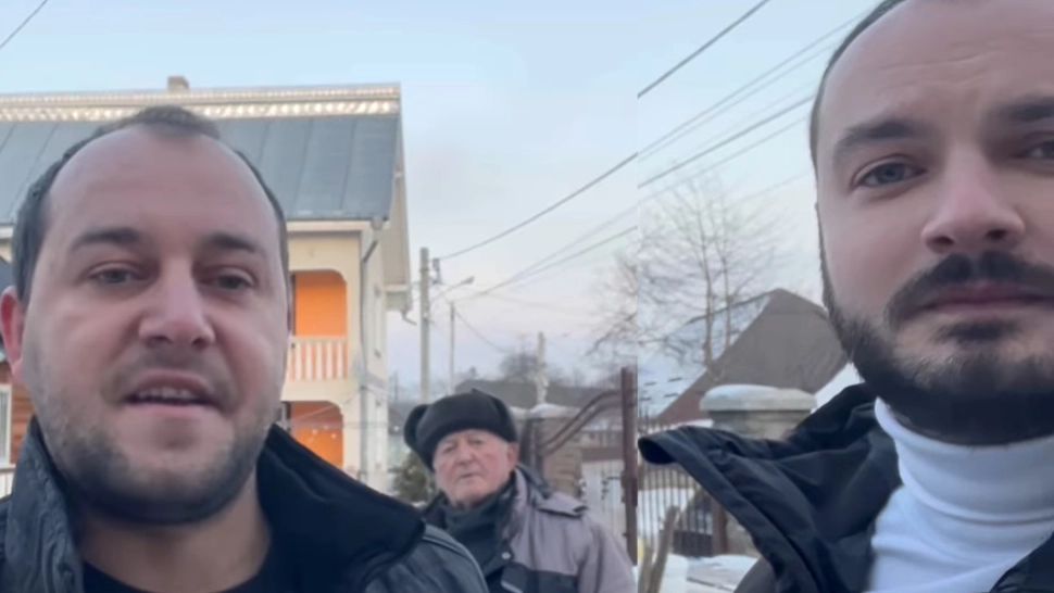 Familia bătrânului percheziționat degeaba, în baza suspiciunii că l-ar susține pe Călin Georgescu, rupe tăcerea - VIDEO
