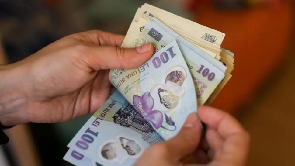 Elevii vor primi banii de burse înainte de vacanța de Paște. Sumele alocate de stat pentru fiecare categorie în parte: cine ia mai mult