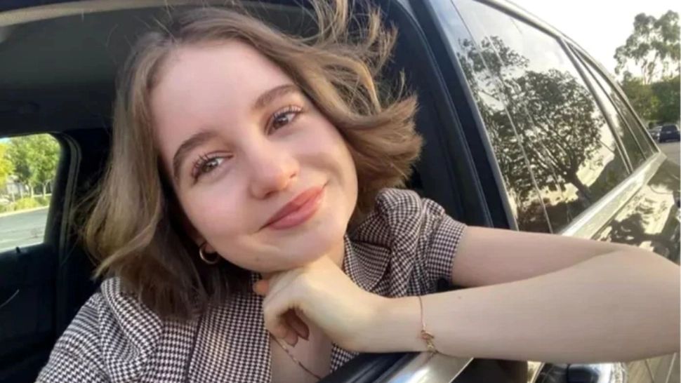 Irina Columbeanu surprinde cu o transformare fizică radicală. Fanii au rămas muți de uimire când au văzut cum s-a pozat