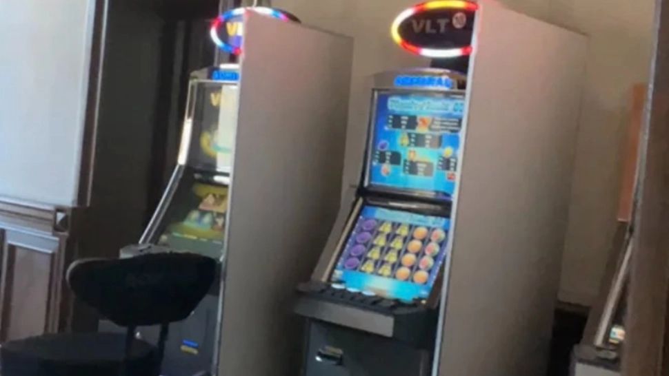 Încă un oraș mare din România dezbate interzicerea păcănelelor. Primarul spune că „nu vor mai exista până la granițele cu celelalte localități ale municipiului”.