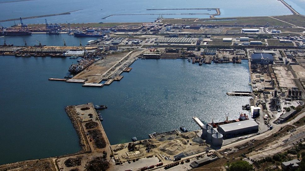 Cele mai ample percheziții efectuate de procurorii DNA în Portul Constanța: acuzații de dare și luare de mită, abuz în serviciu. Șef PSD, vizat de anchetă