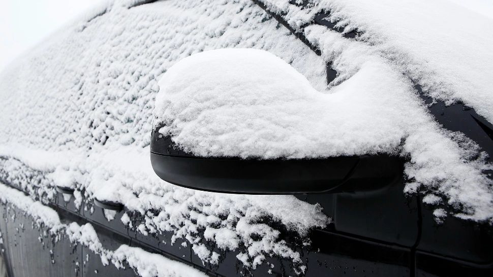 Prognoza meteo 2 februarie. IARNA revine în forță: ger, ninsori și polei în mai multe zone din țară. Unde va fi cel mai FRIG astăzi