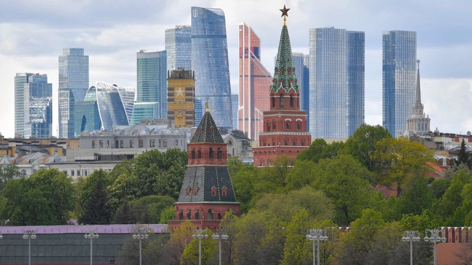 Cel mai scump apartament din Moscova este închiriat cu o sumă URIAȘĂ. În plin război, prețurile au sărit în aer!