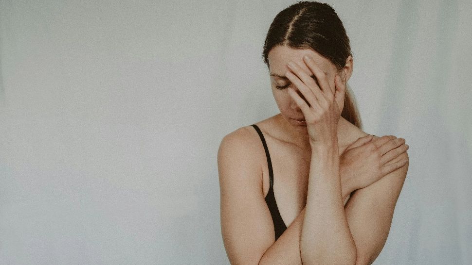 Remedii pentru reumatism în sezonul rece. Ce trebuie să consumi dacă te confrunți cu această afecțiune