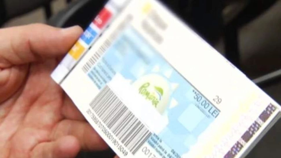 Vouchere pentru alimente 2025: cine sunt beneficiarii și cum pot fi utilizate cardurile sociale. NU doar pensionarii primesc acest sprijin